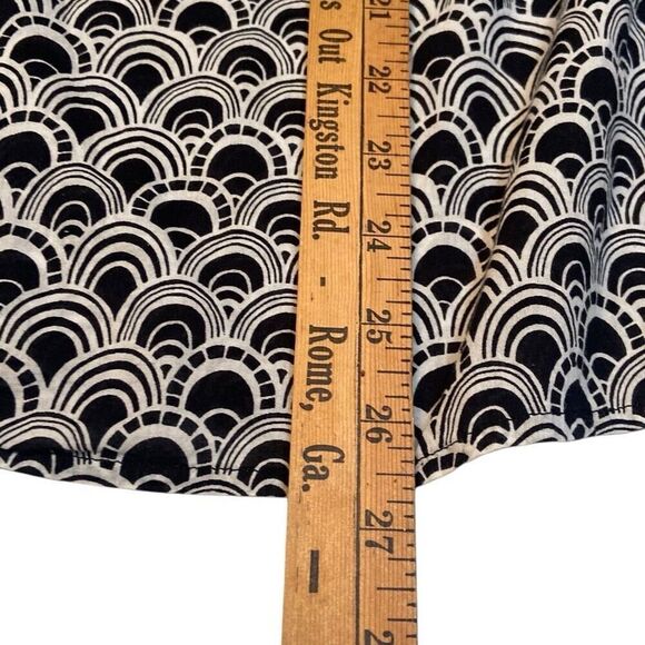 Talbots Black and White with Lace Front 3/4 Sleeves Tunic Top Women Size Medium - Picture 9 of 10